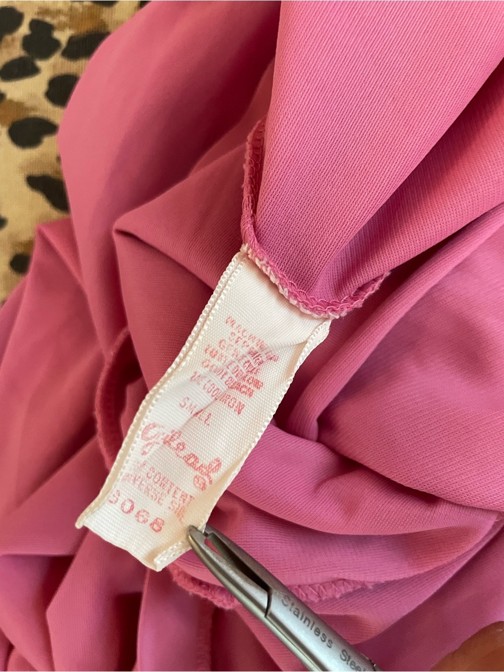 Gilead Rose Pink Goddess Nightgown Dress with Ring Accent V Back 1970s - Picture 8 of 9
